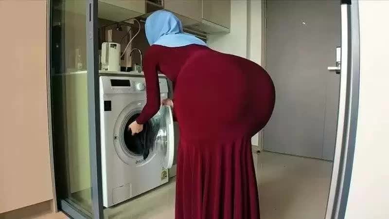 Step Mom In Hijab Caught Me Porn Video