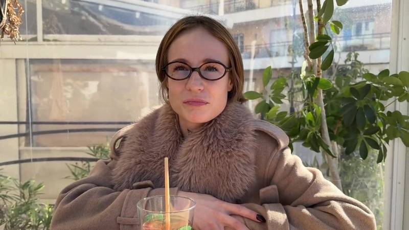 Jacquieetmicheltv Alma 24 Years Old, From Bordeaux French Porn Video