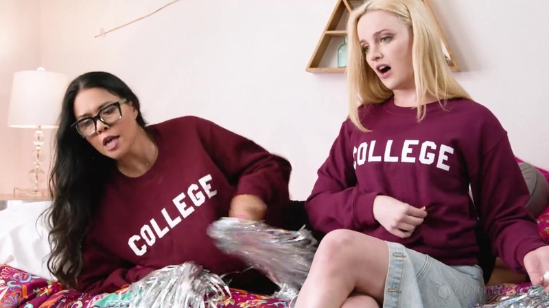 Charlie Forde Coco Lovelock Dana Vespoli Alma Step Mater Porn Video