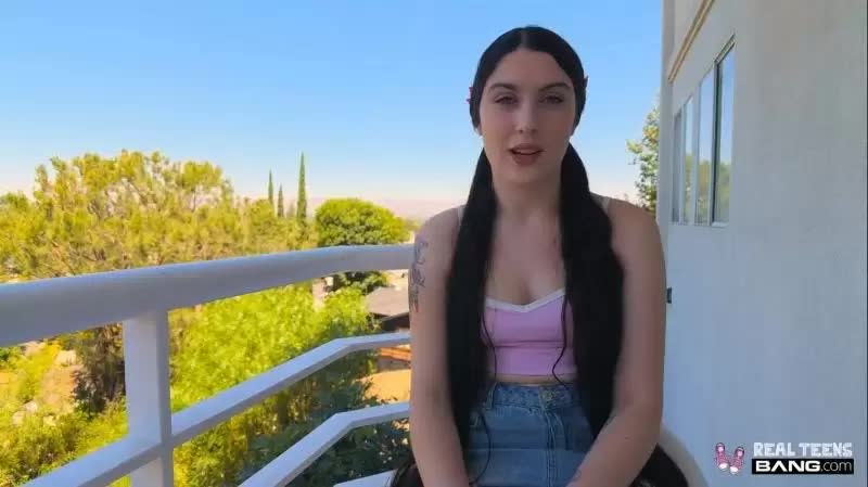 Daydream Daisy Car Trouble Gets Her Bent Over And Drilled 2026 09 29 Porn Video