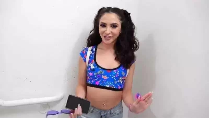 Jane Wilde Delivers Intense Hardcore Anal Porn Video
