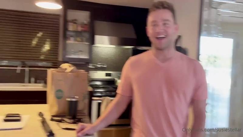 Lena Paul, Susie Stellar, Van Wylde BGG Threesome And Creampied With The Delivery Guy Porn Video