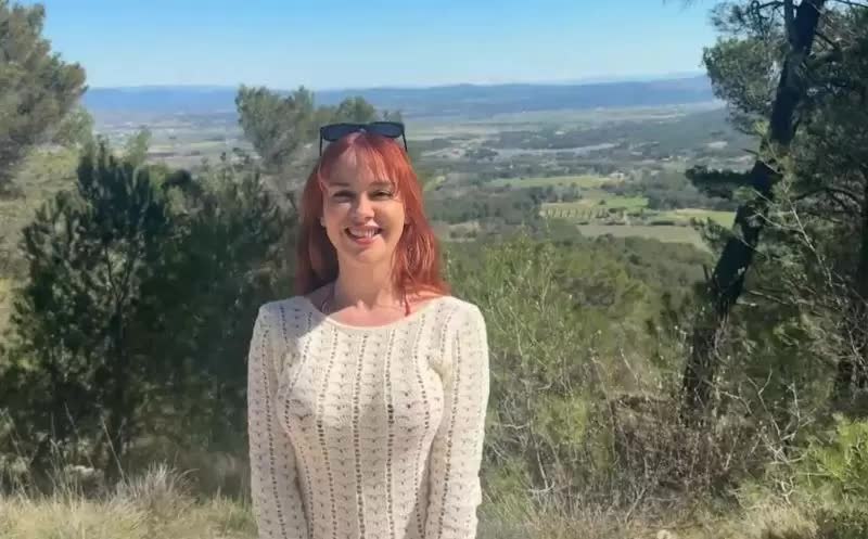 Jacquieetmicheltv Norah 25 Years Old A Very Seductive Tourist 09-04-2026 Porn Video