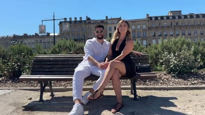 Jacquieetmicheltv Cataleya, Ambre Exhibitionism Galore In Bordeaux With Ambre And Cataleya Porn Video