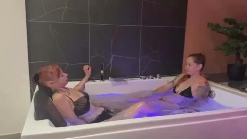 Lady Divine Elle Se Fait Plaisir De Diverses Faons Jacquie Et Michel Tv Vido Porno Porn Video