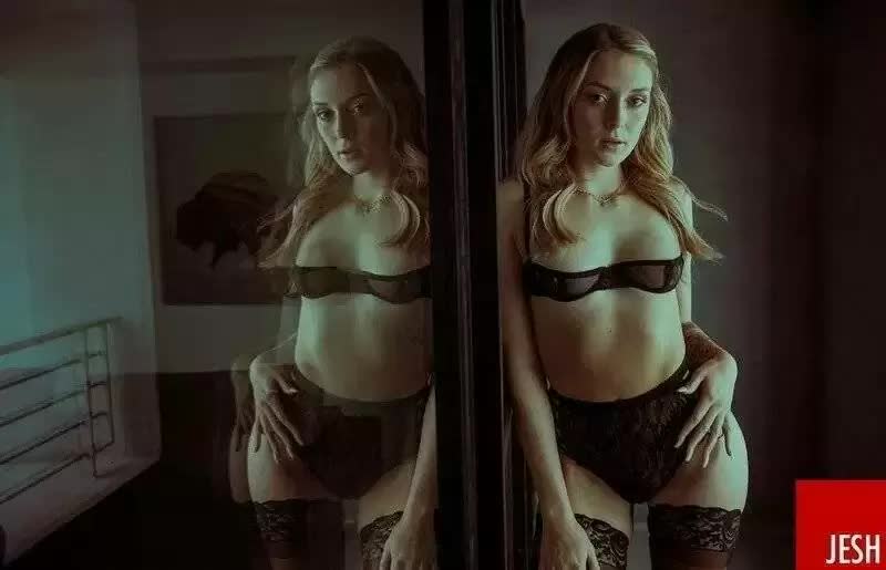 Charlotte Sins Massaged And Creampied By Jesh Porn Video