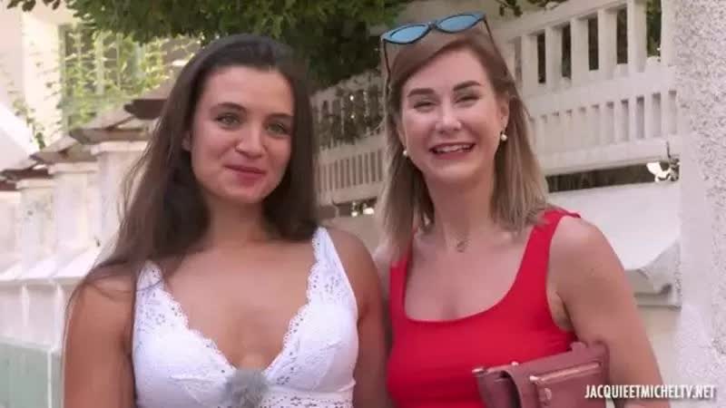 Claire, 22, The Shock Encounter With Elena, 27 Voisines Porn Video