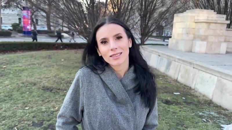 Jacquieetmicheltv Nelly 28 Years Old, A Little Bombshell In Love Wi Porn Video