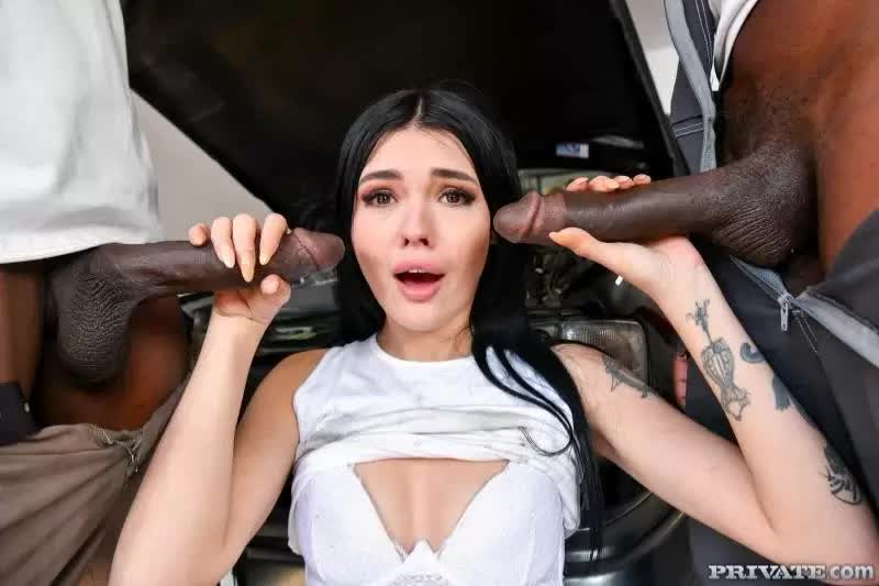 Luna Bunny With Two Big Tools In An Interracial Threesome At The Workshop 18-06-2026 Porn Video